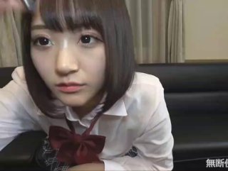 大奶美女吃鸡啪啪 在家被大鸡吧无套输出 射满骚穴和全身 发情母狗真的很想要